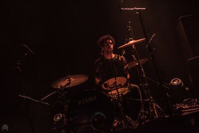 Loom @ Effenaar, picture 22, photographed by Luc Luyten - FrontView Magazine