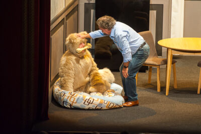 Zij heeft een kat en ik nen hond @ echt Antwaarps teater, foto 33, foto's door Goele Bormans - FrontView Magazine