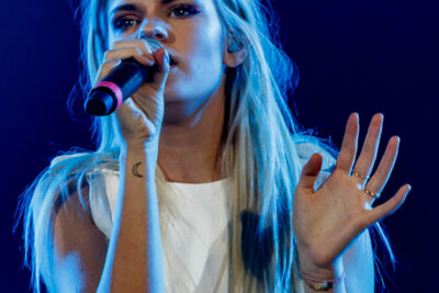 Emma Bale - Voorprogramma Bazart @ Sportpaleis, picture 6, photographed by Alex Wyckmans - FrontView Magazine