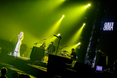 Emma Bale - Voorprogramma Bazart @ Sportpaleis, picture 14, photographed by Alex Wyckmans - FrontView Magazine