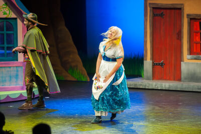 Première Roodkapje @ Stadsschouwburg Antwerpen, picture 51, photographed by Goele Bormans - FrontView Magazine