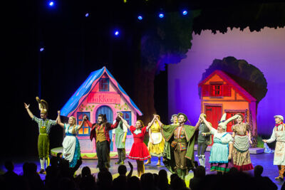 Première Roodkapje @ Stadsschouwburg Antwerpen, picture 76, photographed by Goele Bormans - FrontView Magazine
