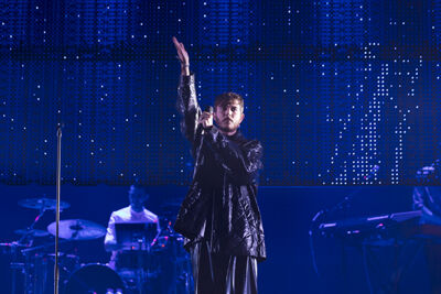 Oscar and the Wolf @ Sportpaleis, foto 3, foto's door Frank Lambrechts - FrontView Magazine
