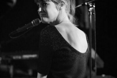 Isolde et Les Bens @ Vooruit, picture 13, photographed by Bart Baevegems - FrontView Magazine