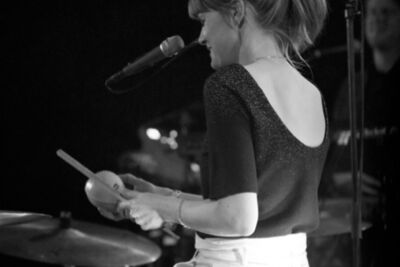 Isolde et Les Bens @ Vooruit, picture 17, photographed by Bart Baevegems - FrontView Magazine