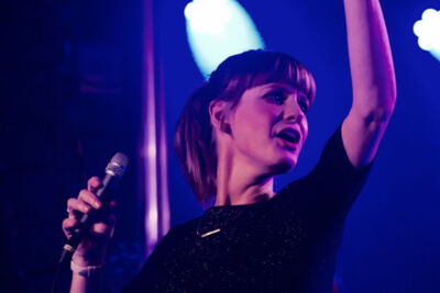 Isolde et Les Bens @ Vooruit, picture 26, photographed by Bart Baevegems - FrontView Magazine