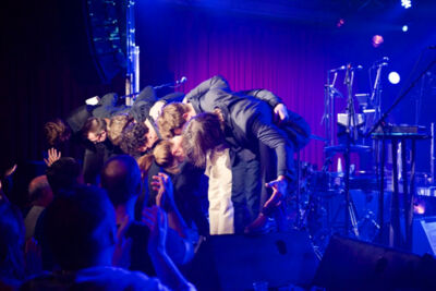 Isolde et Les Bens @ Vooruit, picture 34, photographed by Bart Baevegems - FrontView Magazine