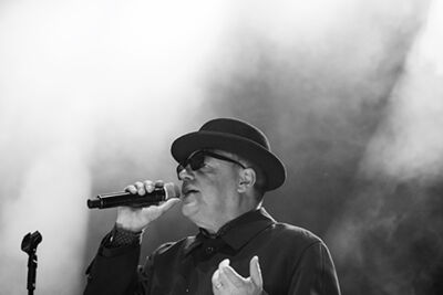 Madness @ De Roma, picture 12, photographed by Jef Peeters - FrontView Magazine
