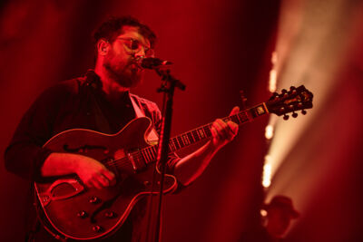 Bear's Den @ Lotto Arena, picture 7, photographed by Dorien Goetschalckx - FrontView Magazine