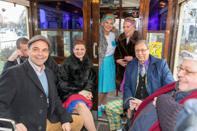 Castvoorstelling Azzek nog zou trouwen @ Fakkeltheater, picture 1, photographed by dirk janssens - FrontView Magazine