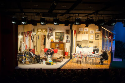 Première 't is altijd Kerstmis Bij Jef en Wis @ echt Antwaarps teater, foto 37, foto's door Goele Bormans - FrontView Magazine