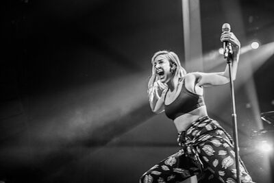 Anne-Marie @ The Qube 2017, foto 20, foto's door Jonas Wallecan - FrontView Magazine