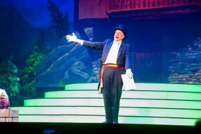 Samson & Gert Kerstshow @ Plopsaland, picture 6, photographed by Goele Bormans - FrontView Magazine