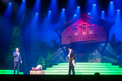 Samson & Gert Kerstshow @ Plopsaland, picture 7, photographed by Goele Bormans - FrontView Magazine