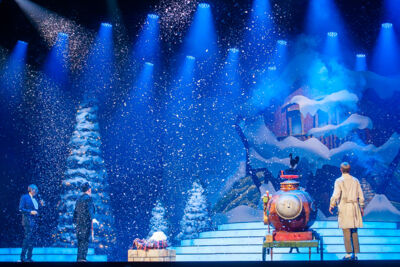 Samson & Gert Kerstshow @ Plopsaland, picture 21, photographed by Goele Bormans - FrontView Magazine