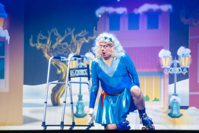 Samson & Gert Kerstshow @ Plopsaland, picture 36, photographed by Goele Bormans - FrontView Magazine