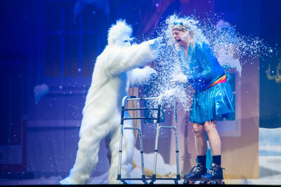 Samson & Gert Kerstshow @ Plopsaland, picture 40, photographed by Goele Bormans - FrontView Magazine