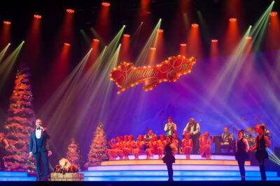 Samson & Gert Kerstshow @ Plopsaland, picture 48, photographed by Goele Bormans - FrontView Magazine