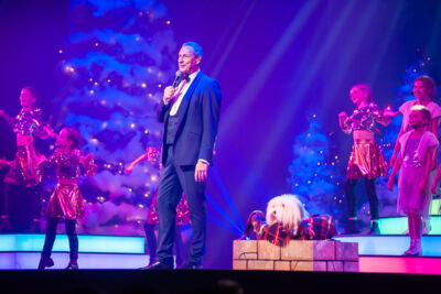 Samson & Gert Kerstshow @ Plopsaland, picture 53, photographed by Goele Bormans - FrontView Magazine
