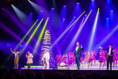 Samson & Gert Kerstshow @ Plopsaland, picture 69, photographed by Goele Bormans - FrontView Magazine