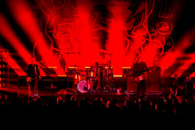 Triggerfinger Ancienne Belgique, foto 38, foto's door Zourab Moussaev - FrontView Magazine