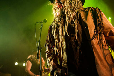 Korpiklaani @ Trix, picture 5, photographed by Jef Peeters - FrontView Magazine