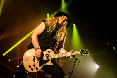 Korpiklaani @ Trix, picture 12, photographed by Jef Peeters - FrontView Magazine