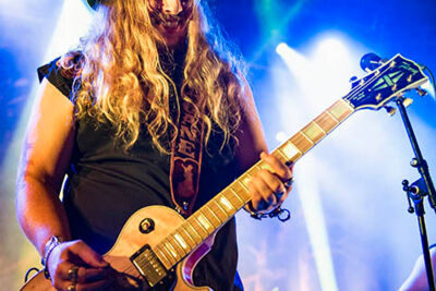 Korpiklaani @ Trix, picture 19, photographed by Jef Peeters - FrontView Magazine