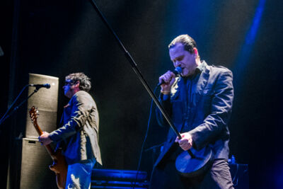 Electric Six @ Effenaar, picture 2, photographed by Erwin Evrard - FrontView Magazine