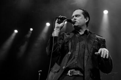 Electric Six @ Effenaar, picture 5, photographed by Erwin Evrard - FrontView Magazine