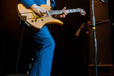 Electric Six @ Effenaar, picture 16, photographed by Erwin Evrard - FrontView Magazine