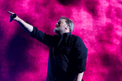 ELBOW @ Sportpaleis, picture 1, photographed by Frank Lambrechts - FrontView Magazine