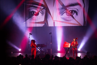 Ibeyi @ Ancienne Belgique, picture 23, photographed by Dieter  Boone - FrontView Magazine