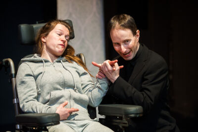 Première Duivelsengel @ Theater Het Klokhuis, foto 9, foto's door Goele Bormans - FrontView Magazine