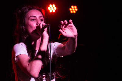 Amy Shark @ Trix, picture 15, photographed by Dieter  Boone - FrontView Magazine