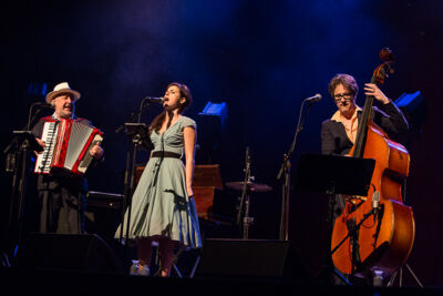 Lien Van de Kelder, Jan De Smet en Wouter Berlaen @ De Roma, picture 5, photographed by Marc Verdonck - FrontView Magazine