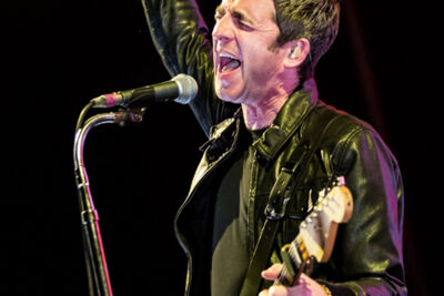 Noel Gallagher's High Flying Birds @ Vorst Nationaal, picture 2, photographed by Dorien Goetschalckx - FrontView Magazine