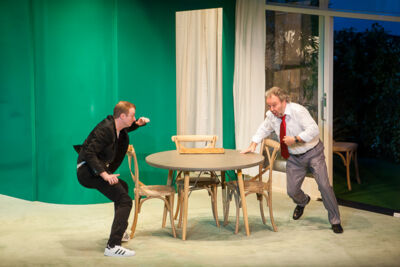 Première Stank voor Dank @ echt Antwaarps teater, foto 40, foto's door Goele Bormans - FrontView Magazine