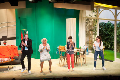 Première Stank voor Dank @ echt Antwaarps teater, foto 57, foto's door Goele Bormans - FrontView Magazine