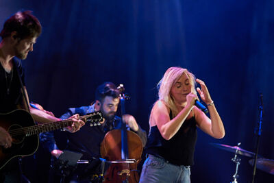 Miss Montreal @ Effenaar, foto 6, foto's door James Van Roosbroeck - FrontView Magazine