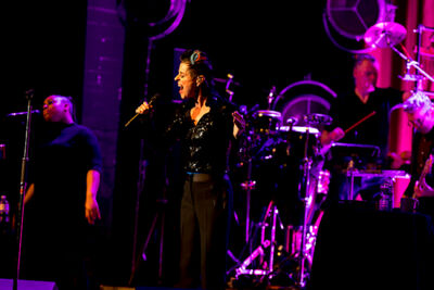 Lisa stansfield @ De Roma, picture 1, photographed by dirk janssens - FrontView Magazine