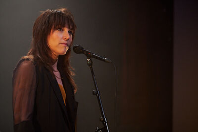 Wende @ Roma, picture 5, photographed by James Van Roosbroeck - FrontView Magazine