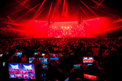 Marco Borsato - Thuis @ Sportpaleis, picture 50, photographed by Dimitri Vanlommel - FrontView Magazine