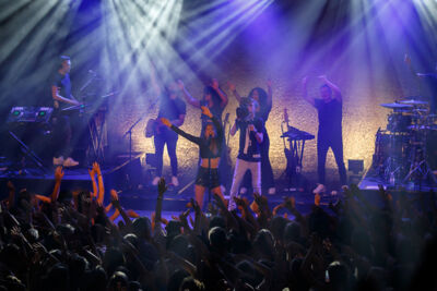 Laura Tesoro @ De Casino, picture 14, photographed by Alex Wyckmans - FrontView Magazine