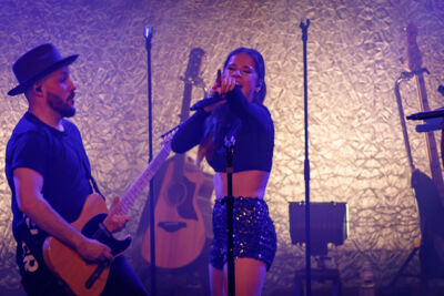 Laura Tesoro @ De Casino, picture 16, photographed by Alex Wyckmans - FrontView Magazine