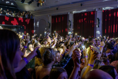 Laura Tesoro @ De Casino, picture 23, photographed by Alex Wyckmans - FrontView Magazine