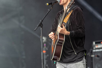 Walking On Cars @ Rock Am Ring 2018, picture 4, photographed by Edwin Houdevelt - FrontView Magazine