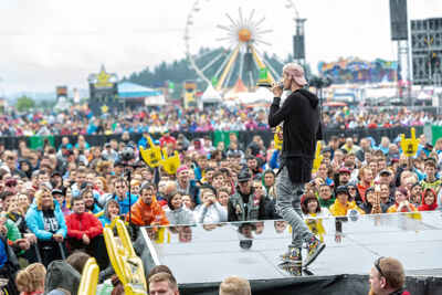 Walking On Cars @ Rock Am Ring 2018, picture 18, photographed by Edwin Houdevelt - FrontView Magazine