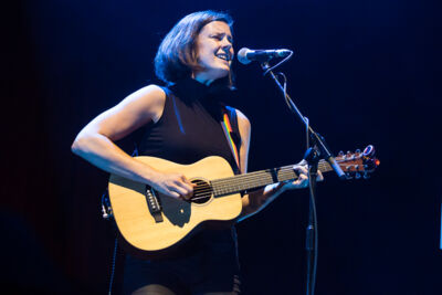 Charlie Austen @ Lotto Arena, picture 1, photographed by Marc Verdonck - FrontView Magazine