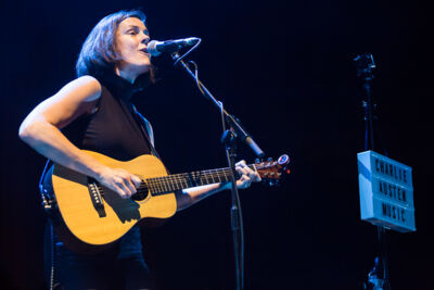 Charlie Austen @ Lotto Arena, picture 3, photographed by Marc Verdonck - FrontView Magazine